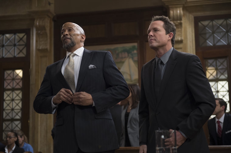 Barry Querns (Reg E. Cathey) & Brian Cassidy (Dean Winters)