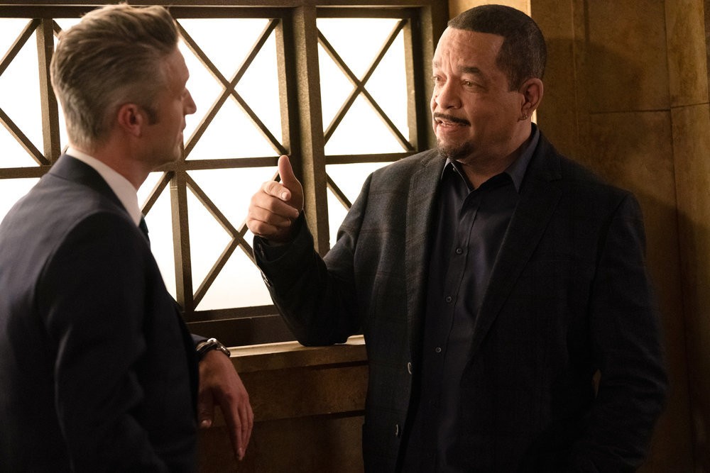 Sonny Carisi (Peter Scanavino) & Fin (Ice-T)